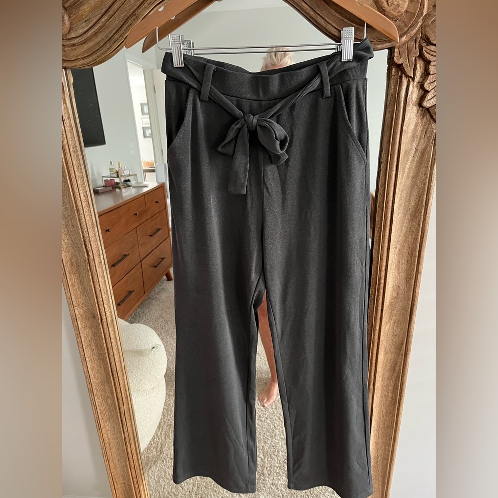 Mod Ref pull on tie pants